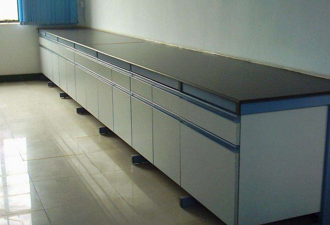 鋼木實(shí)驗(yàn)臺(tái)不可缺少的4個(gè)基礎(chǔ)部件