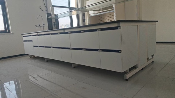 全鋼實(shí)驗(yàn)臺批發(fā)供應(yīng)